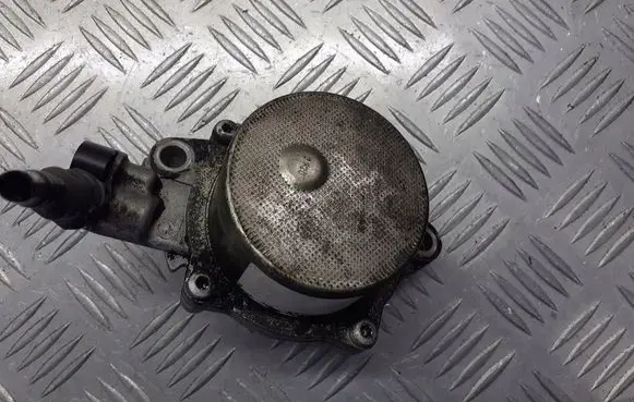 Peugeot 207 Vacuum pump
