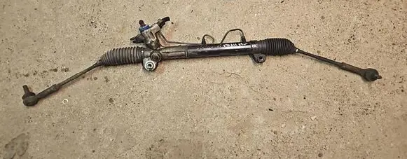 Nissan X-Trail T30 Steering rack 6410979
