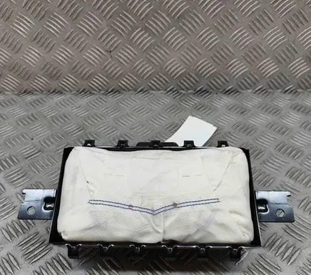 Passenger airbag