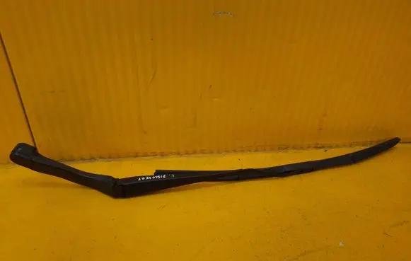 Land Rover Discovery Sport Front wiper blade arm