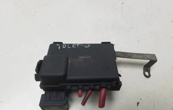 Seat Toledo II (1M) Fuse box set 1J0937550D