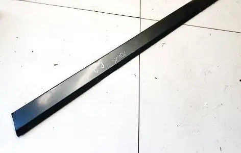 Seat Exeo (3R) Front door trim (molding) 