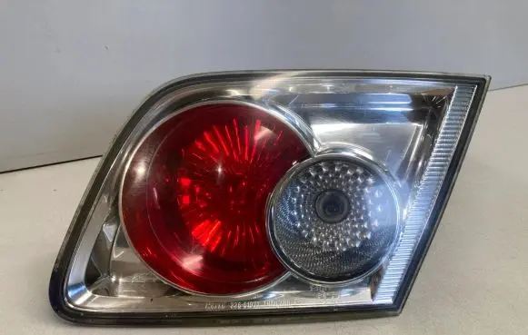 Mazda 6 Tailgate rear/tail lights
