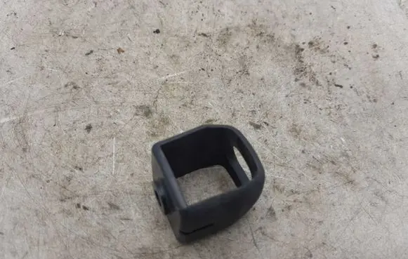 Nissan X-Trail T31 Parcel shelf load cover mount bracket NOCODE