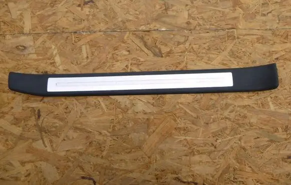 Audi A4 S4 B7 8E 8H Front sill trim cover 8E0853373