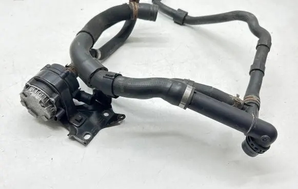 Skoda Octavia Mk3 (5E) Water pump 0392024029 20221117