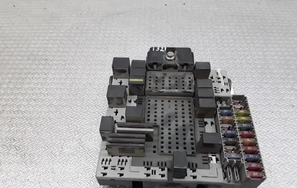 Volvo V70 Fuse module 0238048