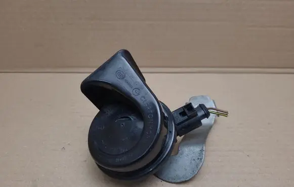 Volkswagen Touran II Horn signal 1K0951223B