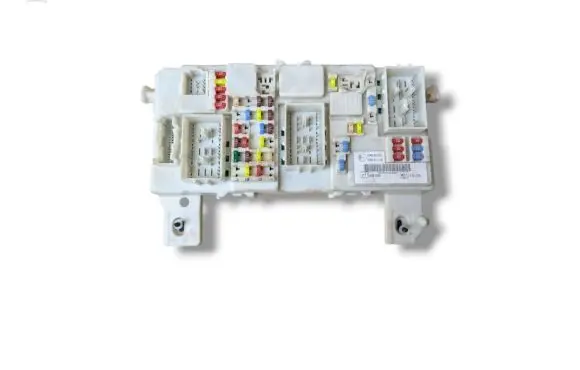 Ford Focus Comfort/convenience module 8M5T14014MGD