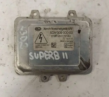 Skoda Superb B8 (3V) Headlight ballast module Xenon 5DV009000