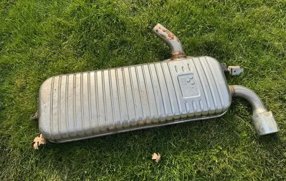 BMW 1 F40 Rear muffler/silencer tail pipe 8690794