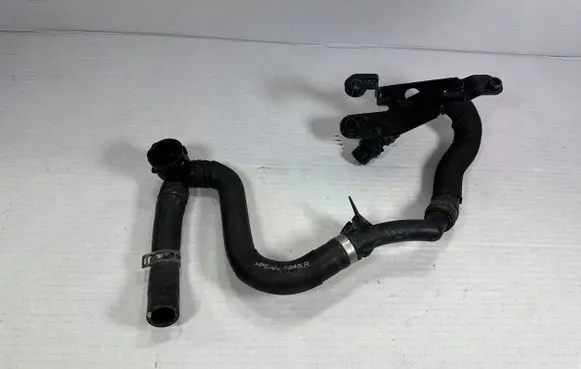 Volkswagen Sharan Engine coolant pipe/hose 7N0122073M