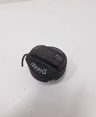 Volkswagen Touran I Fuel tank cap