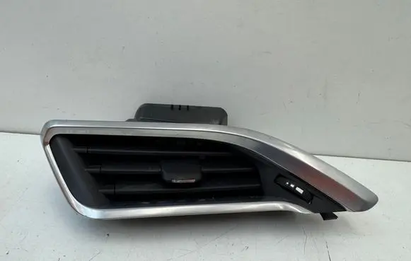 Peugeot 2008 I Dashboard side air vent grill/cover trim 9633131777