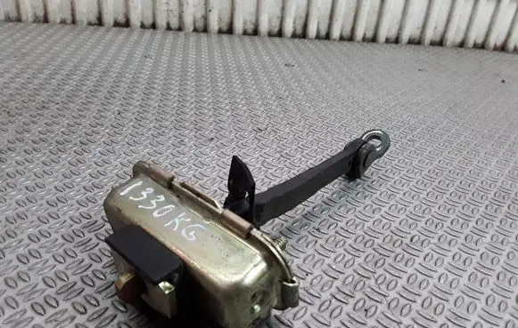 SsangYong Kyron Rear door check strap stopper