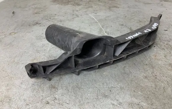 Volkswagen Golf V Front bumper mounting bracket 1K0807889B