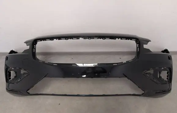 Volvo V60 Front bumper 31690589