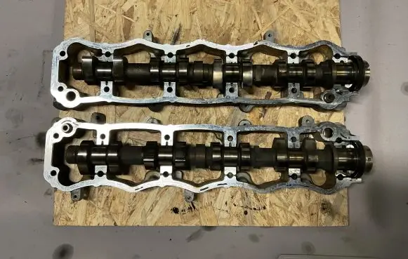 Peugeot 307 Camshaft 