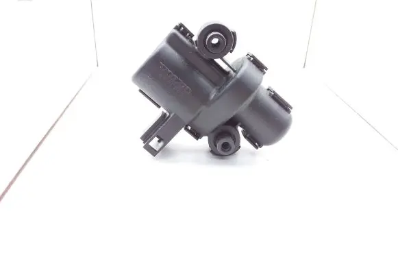 Volvo XC90 Glove box lock 31442895