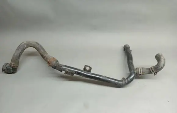 Skoda Yeti (5L) Engine coolant pipe/hose 03L121065AJ