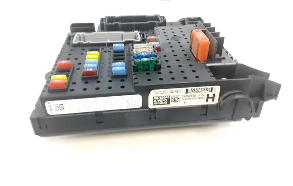 Volvo XC90 Fuse module 30786646