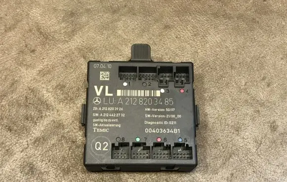 Mercedes-Benz E W212 Door control unit/module A2128203485