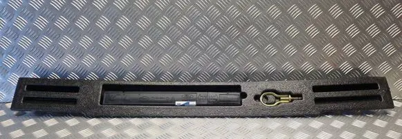 Ford Focus Tool set 4M5117K767AD 1353713