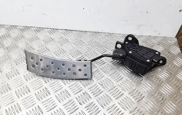 Honda Accord Accelerator throttle pedal 1988007750