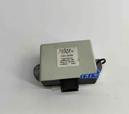 Land Rover Discovery Other devices YWC105260