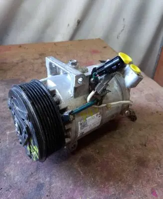 Renault Clio V Air conditioning (A/C) compressor (pump) 926004423R T652051C