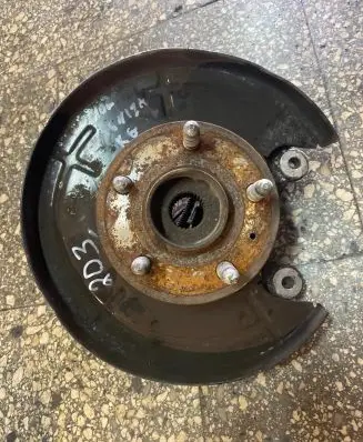 Opel Insignia A Rear wheel hub