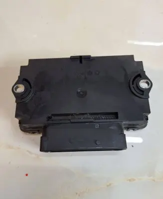Volkswagen Touareg II Hand brake control module 7P0907801F 10095129053 28551025103