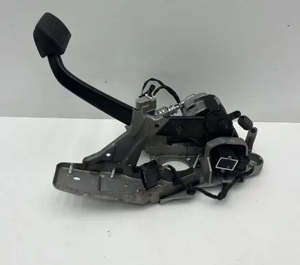 Volvo V60 Brake pedal 31317447