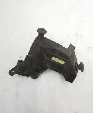 Jeep Cherokee Other engine bay part 300423