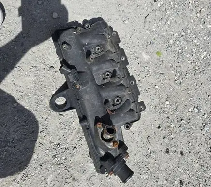 Opel Astra H Intake manifold 73501353