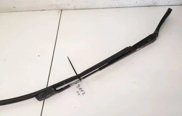 Volkswagen Golf VI Front wiper blade arm 1q1955409