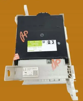 Toyota Yaris BSM Control unit 892210D110