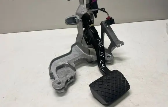 Audi A6 S6 C7 4G Brake pedal 4G1723117