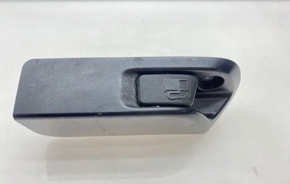 Toyota Prius+ (ZVW40) Fuel cap release pull handle 
