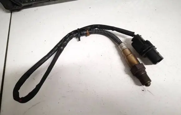 Skoda Octavia Mk2 (1Z) Lambda probe sensor 03g906262a 0281004042043