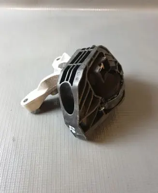 Opel Mokka B Engine mount bracket 243248