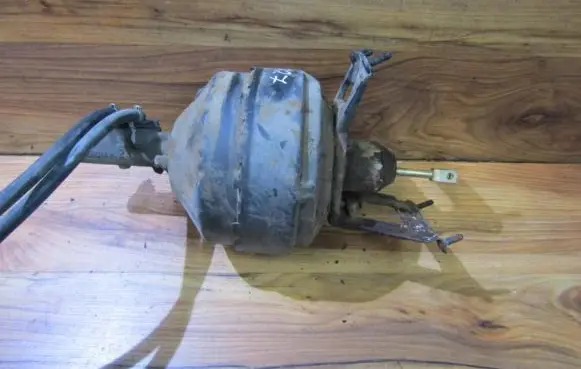Renault Espace II Brake booster