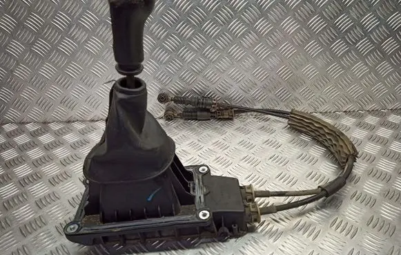 Nissan Note (E11) Gear selector/shifter in gearbox 3550110