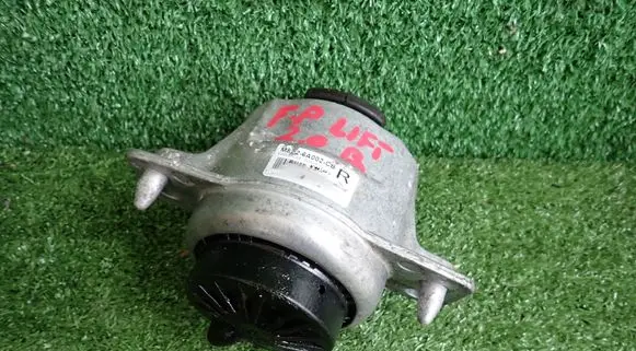Jaguar F-Pace Engine mount bracket M8A26A002CB