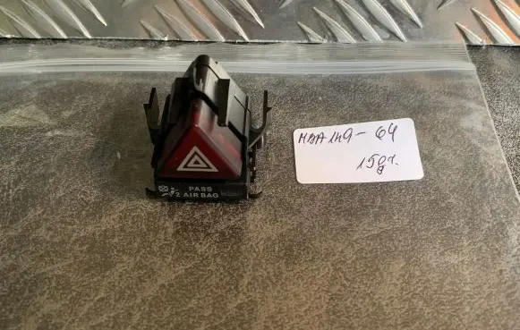 Mercedes-Benz A W169 Hazard light switch A1698203610
