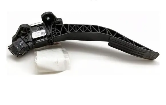 Jeep Grand Cherokee WL Accelerator throttle pedal 68360648AC