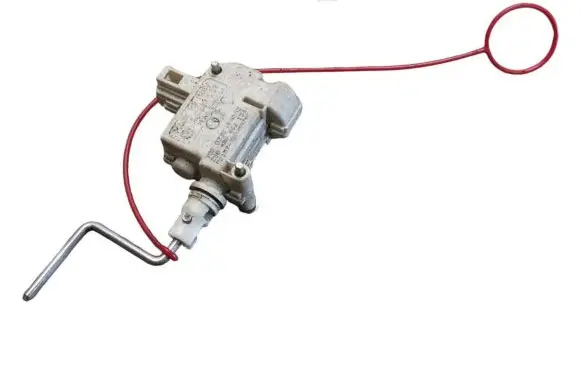 Audi A6 S6 C5 4B Central locking motor 4B0862153 3B0959781