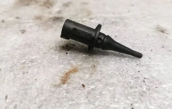 Mercedes-Benz B W246 W242 Outside/exterior temperature sensor A0075421318