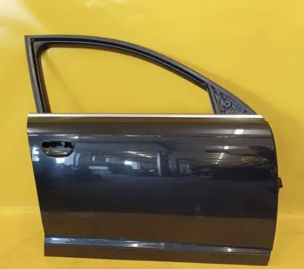 Audi A6 S6 C6 4F Front door