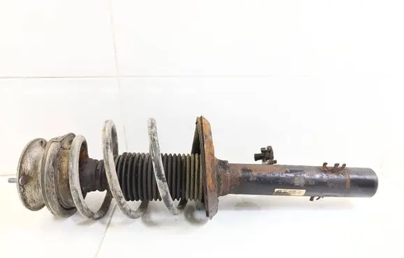 BMW X3 E83 Front shock absorber with coil spring 3451393